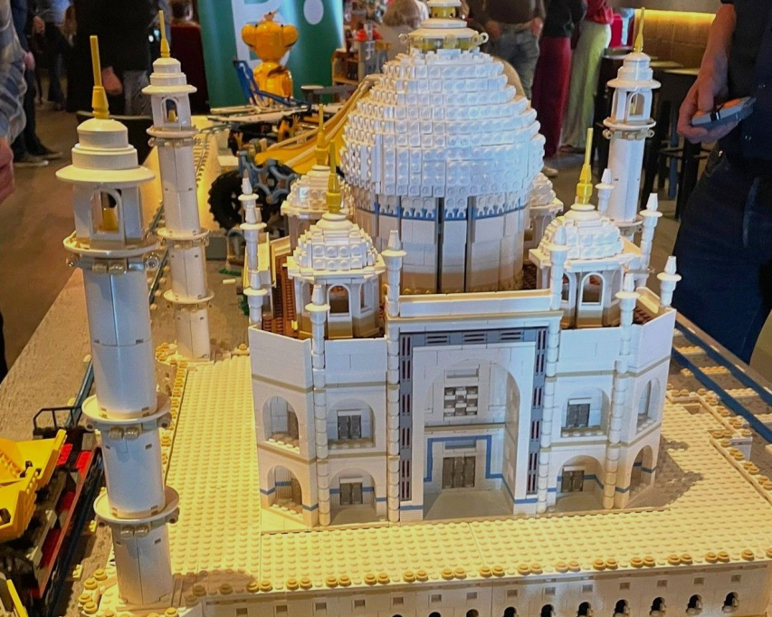 LEGO-bouwdag in Stadschouwburg Lochem