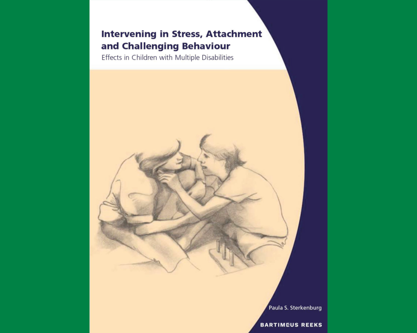 Cover of the book Intervening in stress, attachment and challenging behaviour