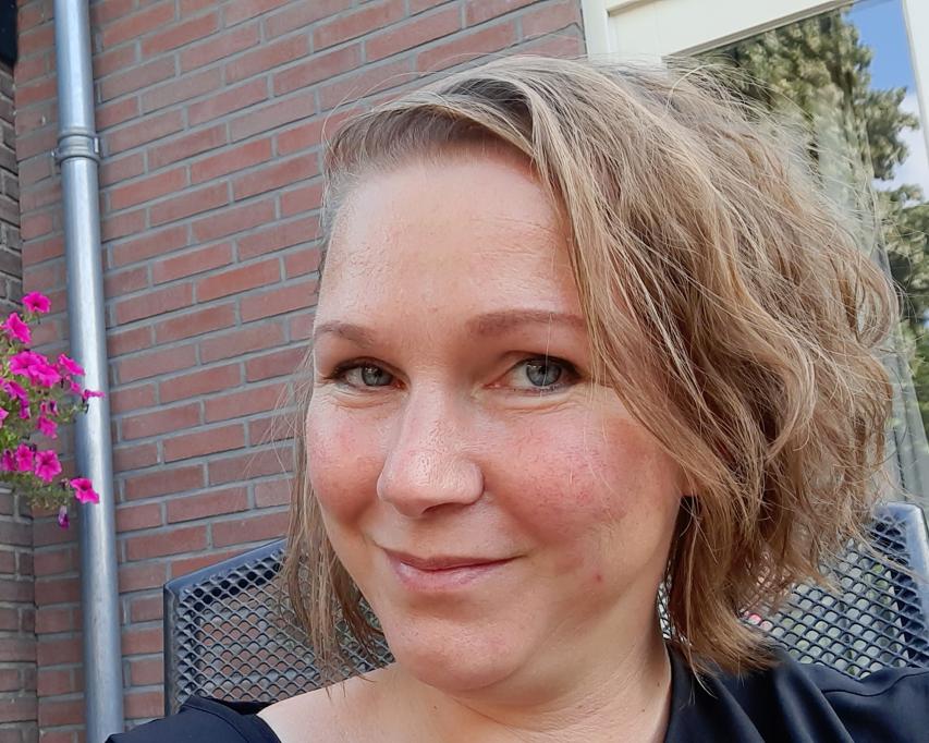 Kim in de tuin