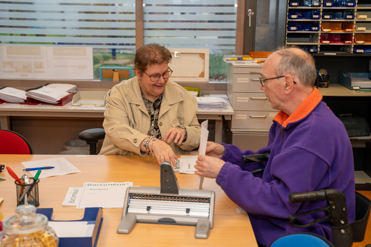 Medewerkers opdrachtenbureau