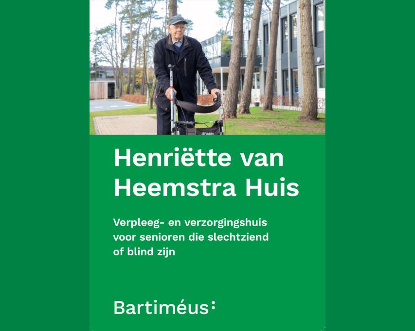 Voorblad brochure met afbeelding van een man met een rollator