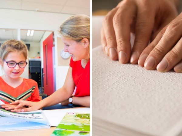 Braille lezen: een kind in de klas én een brailleboek met volwassen handen die puntjes voelen