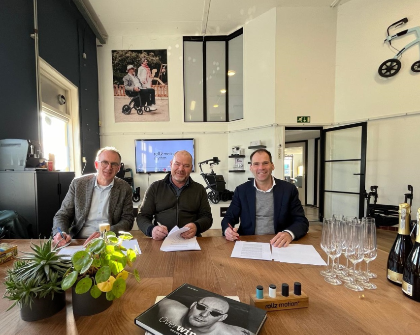 Samenwerkingspartners tijdens de ondertekening