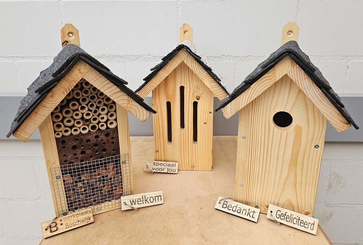 Houten vogelhuisjes van Boschwijk