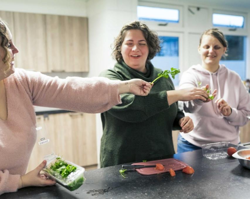 Samen koken op locatie De Wittenborgh In Ermelo